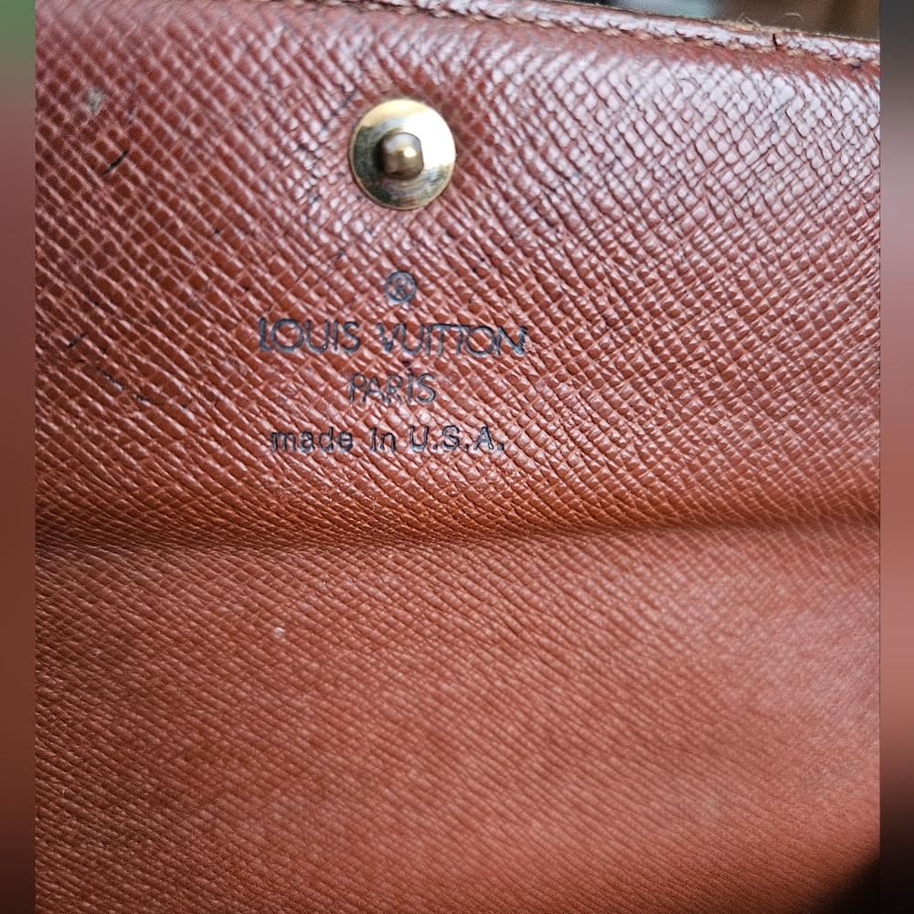 LOUIS VUITTON Vintage Brown Monogram Wallet With COA - Picture 15 of 16